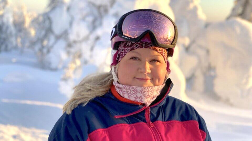 Logohupparit ja -pipot hittituotteita