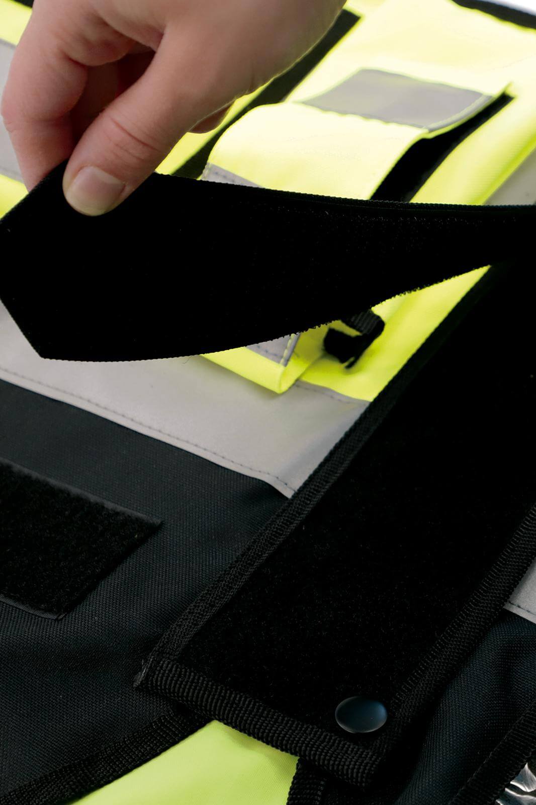 Bonn Taktical Huomioliivi