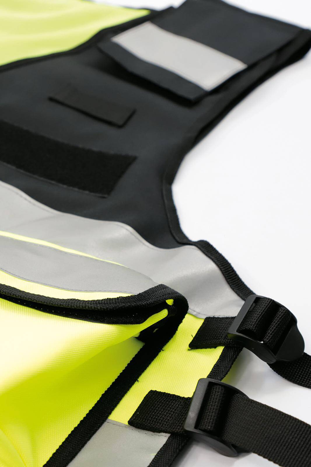 Bonn Taktical Huomioliivi